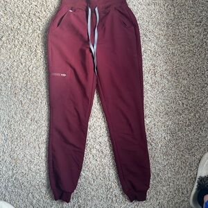 Figs Zamora High Waisted Scrub Pant Burgundy